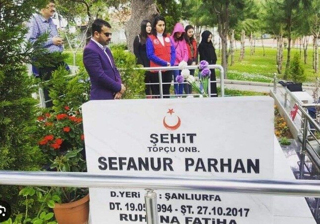 Şehit Sefanur Parhan’nın yakınları “Terörsüz Türkiye” sürecine tam destek verdi.