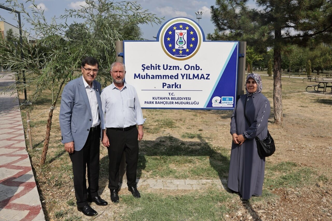 Kütahya Belediyesi, şehitlerin aziz hatıralarını yaşatmak amacıyla yürüttüğü çalışmalara bir