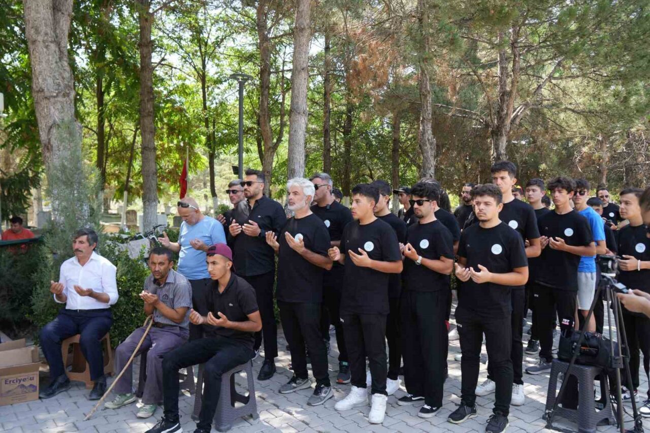 15 Temmuz hain darbe girişiminin 9’uncu yıldönümünde Kahraman Şehit Ömer