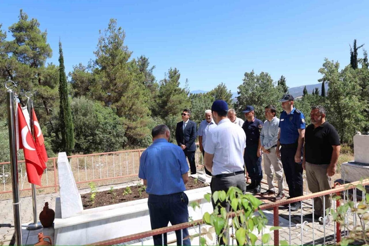 Aydın’ın Karacasu ilçesine bağlı Esençay Mahallesi’nde Şehit Uzman Jandarma IV.