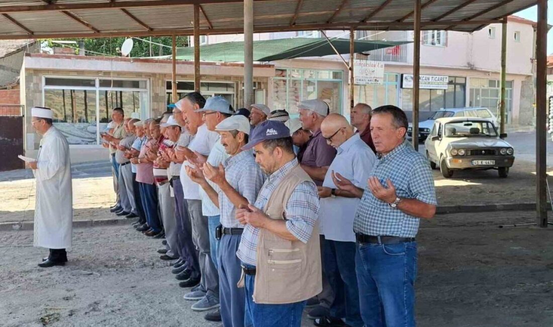 MANİSA (İHA) – Manisa’nın Selendi ilçesinde, yaşanan kuraklık nedeniyle İlçe