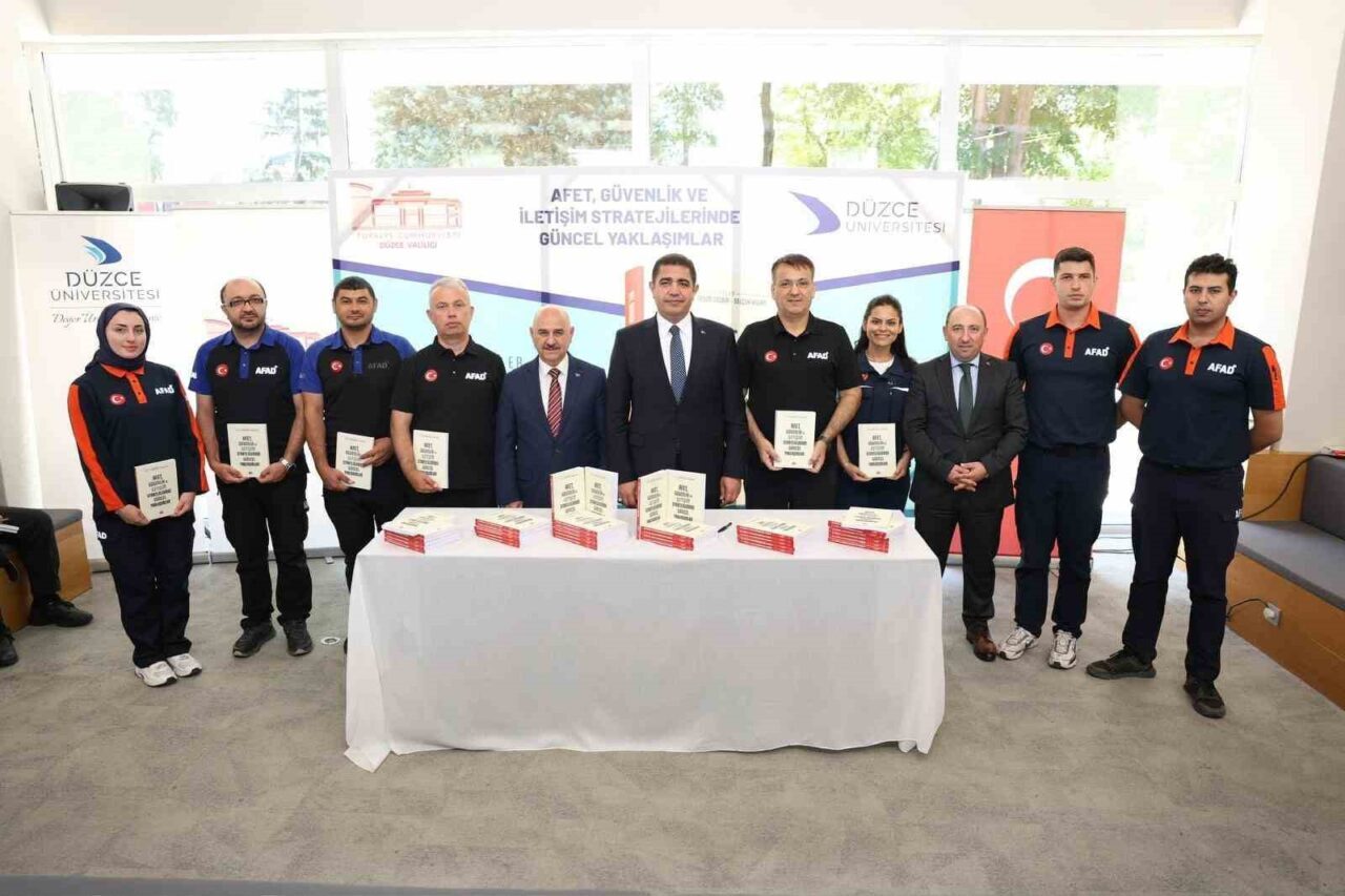 Düzce Valiliği himayelerinde, Düzce Belediyesi ve Düzce Üniversitesi iş birliğinde