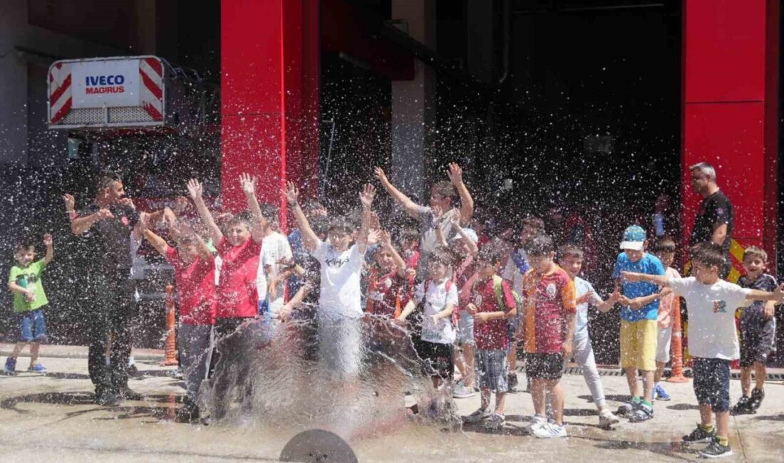 Düzce Belediyesi İtfaiye Müdürlüğü, her yaştan vatandaşı misafir etmeye devam