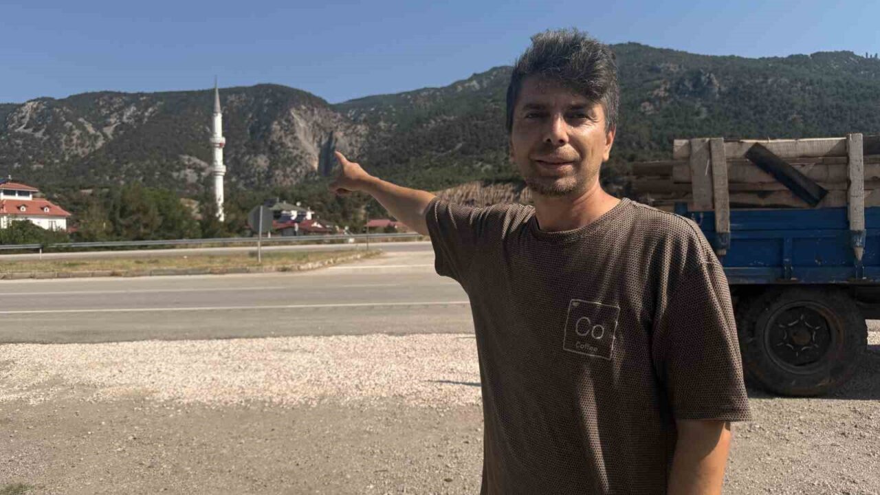 Tokat’ın Reşadiye ilçesindeki ’Su Uçuran Şelalesi’ sıcak hava ve bilinçsiz