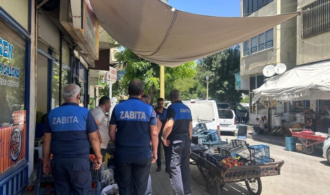 Siirt Belediyesi Zabıta Müdürlüğü ekipleri, kent estetiğini korumak, yaya güvenliğini