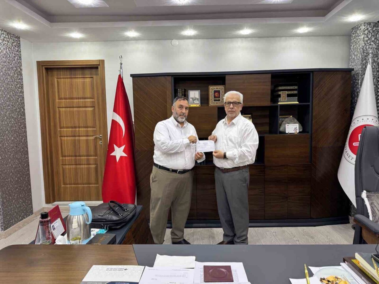 Siirt’te isminin açıklanmasını istemeyen bir hayırsever, Filistin’deki mazlumlara ulaştırılmak üzere