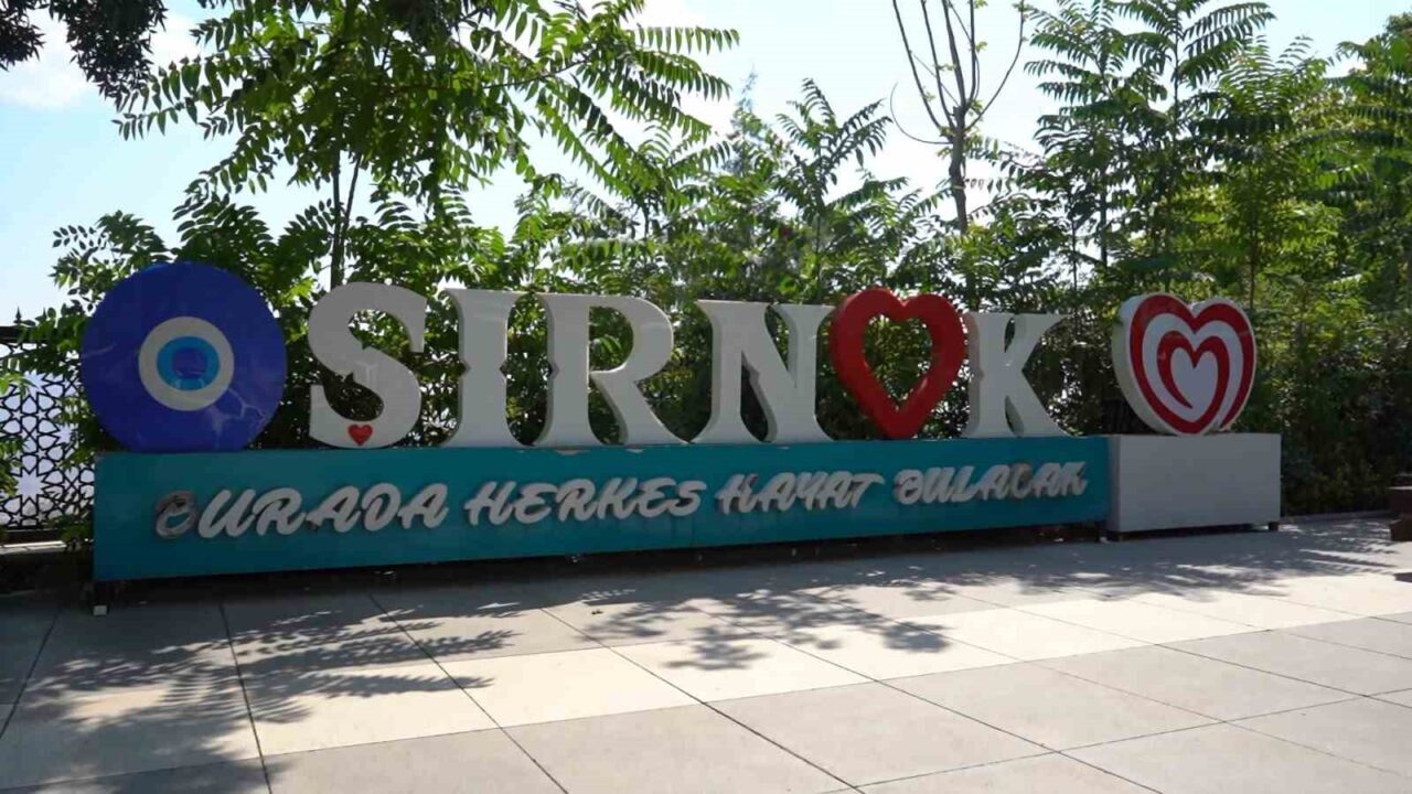 Şırnak halkı ’Terörsüz Türkiye’ sürecine tam destek verdi. Kent genelinde