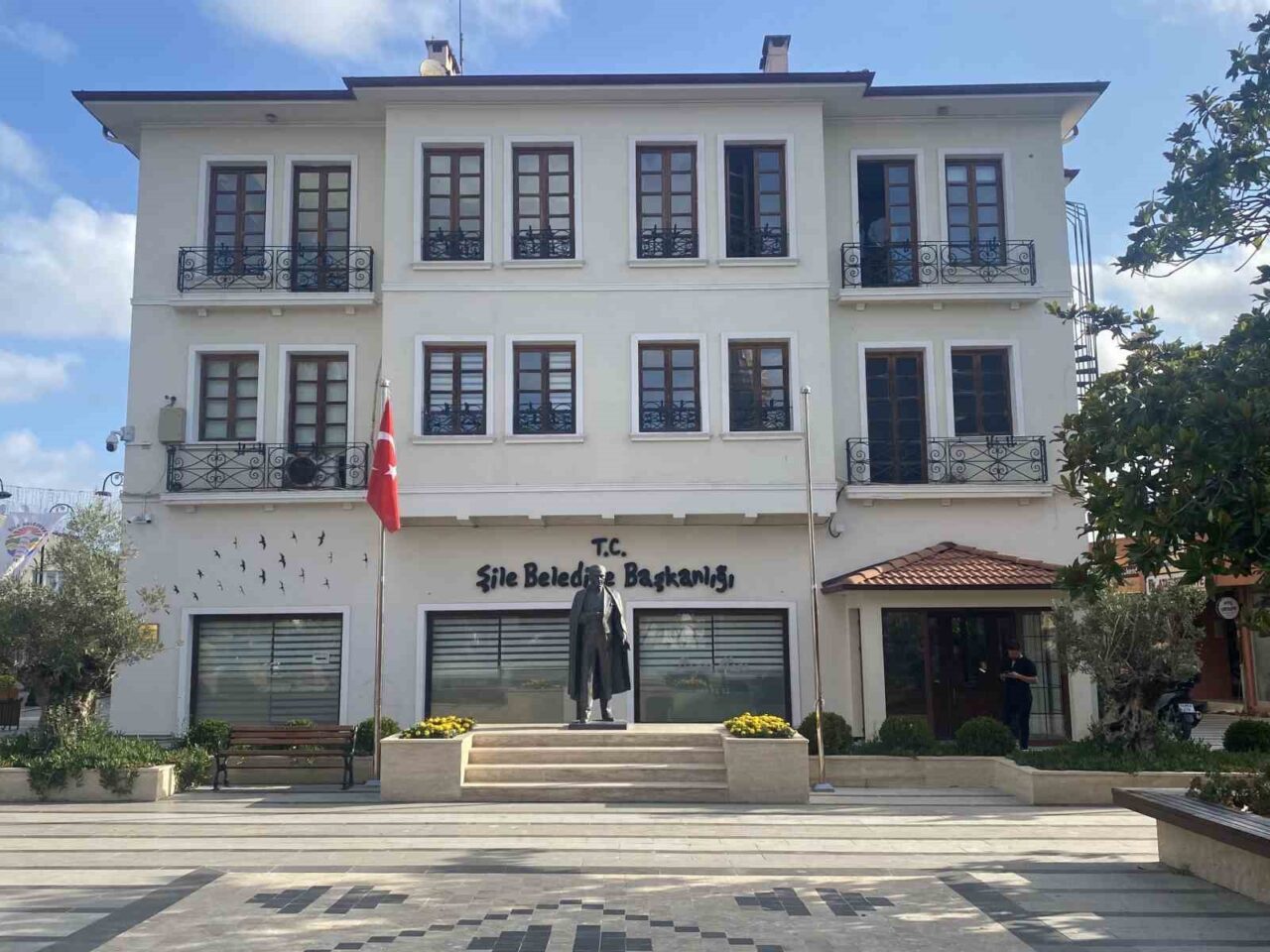 İstanbul Emniyet Müdürlüğü Mali Suçlarla Mücadele Şube Müdürlüğü ekipleri tarafından