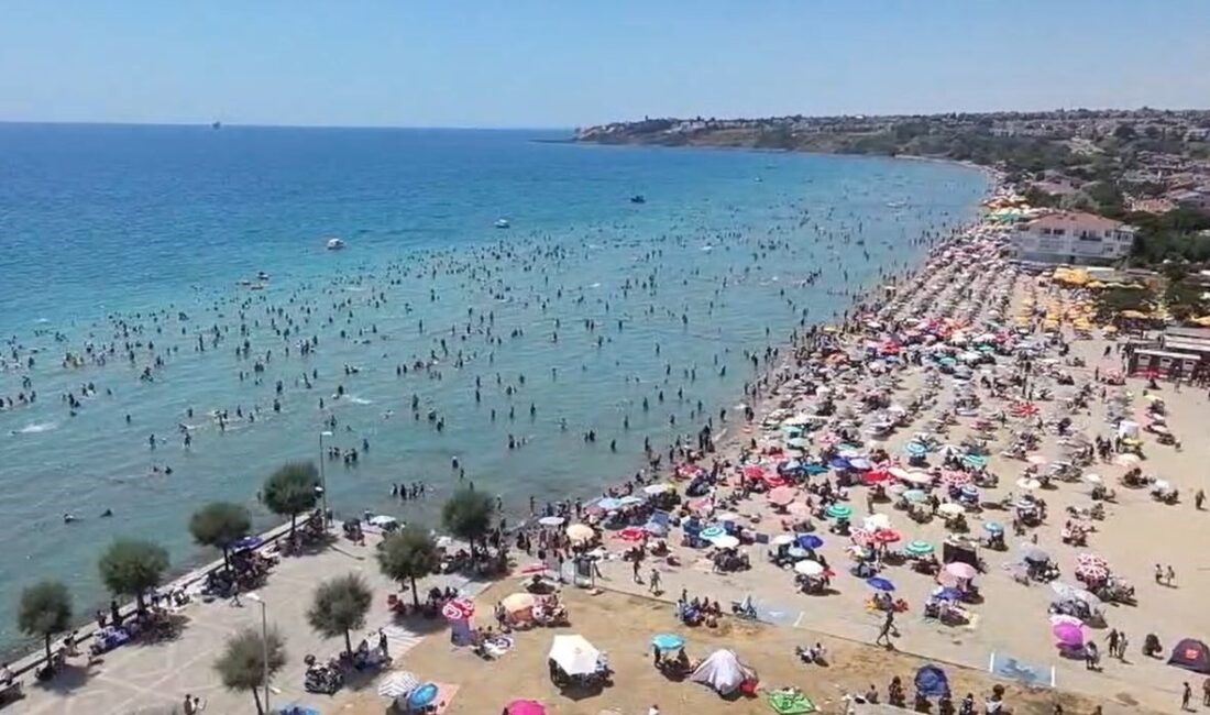 Afrika kökenli sıcak hava dalgasının etkisini göstermesiyle beraber Silivri Kumluk