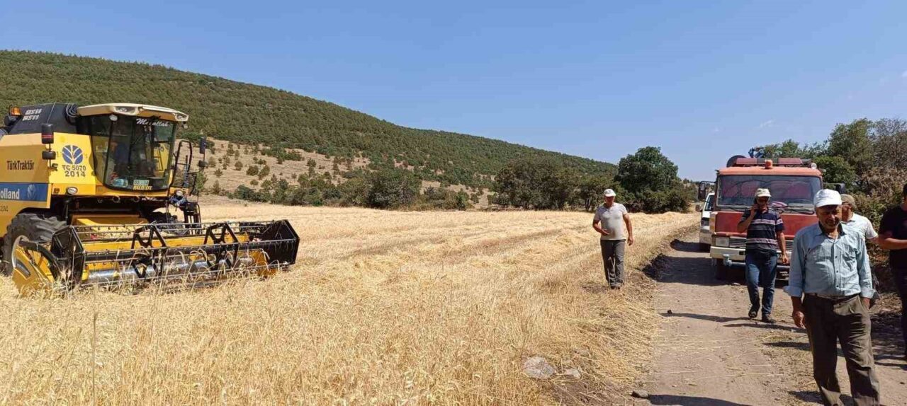Kütahya’da yangın riski nedeniyle biçerdöverlerin hasat saatlerine geçici kısıtlama getirilmesinin