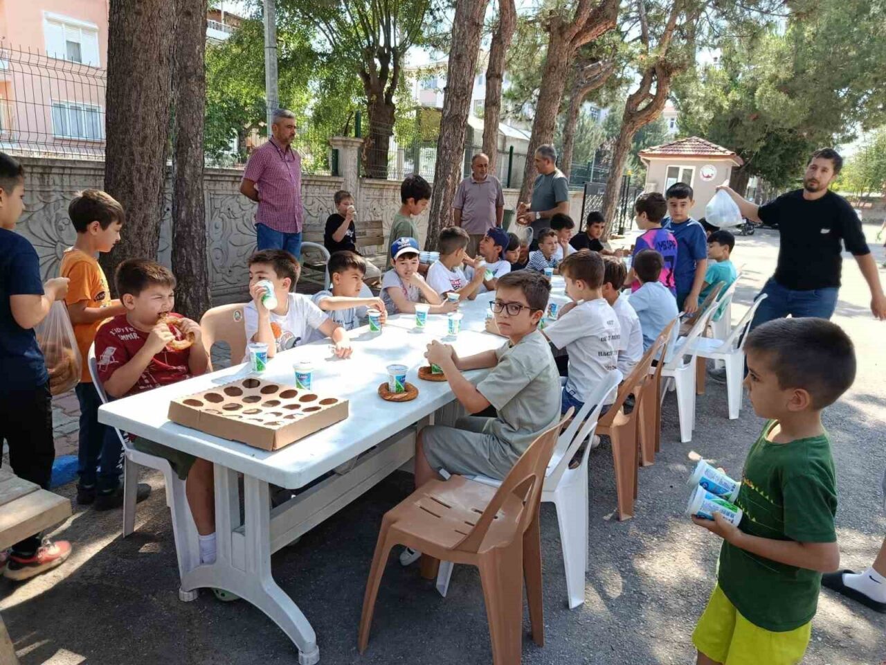 Simav İbrahim Eren İmam Hatip Ortaokulu’ndaki Yaz Kur’an Kursunda öğrenim