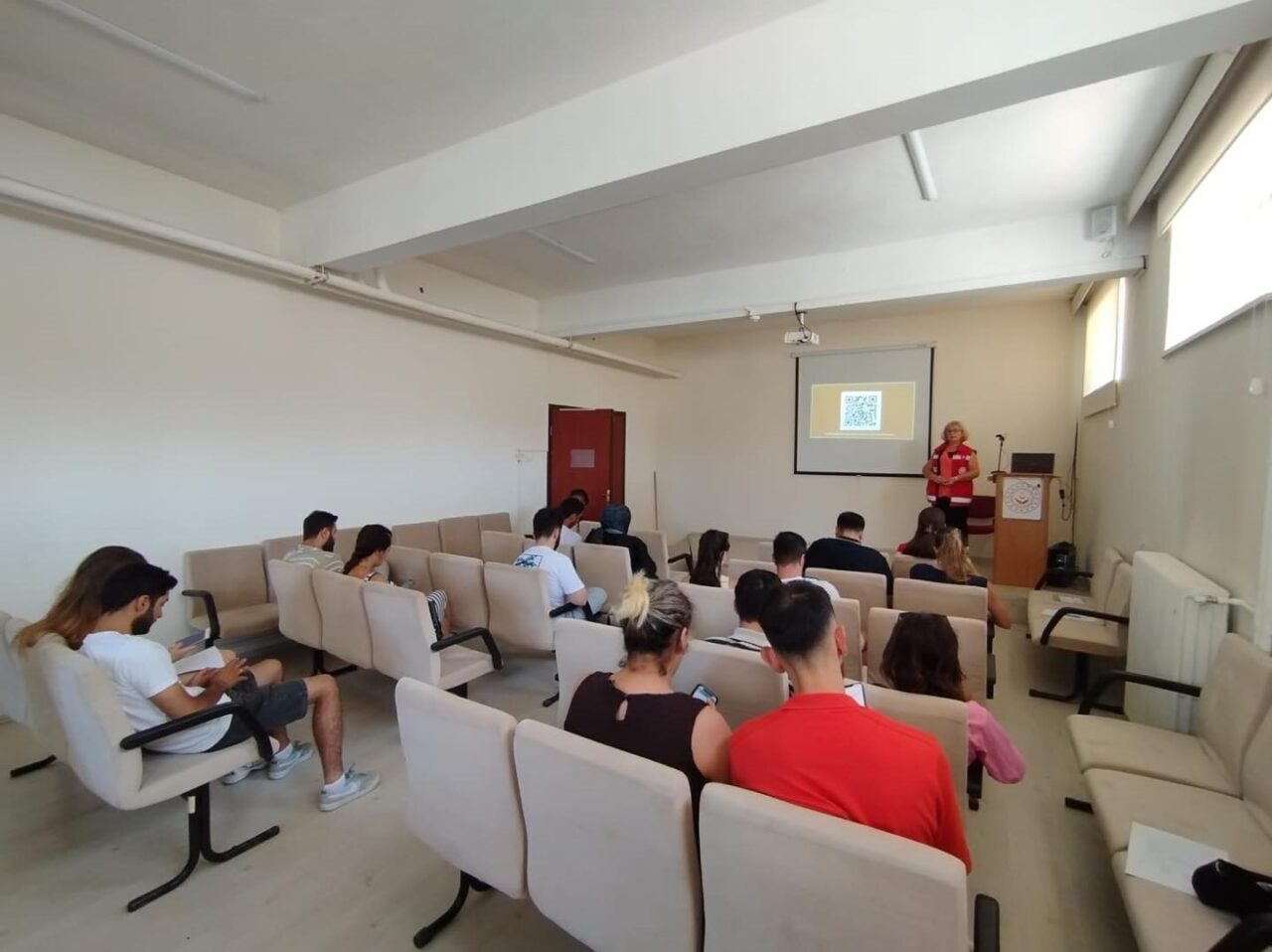 Sinop’ta evlilik hazırlığındaki çiftlere yönelik rehberlik ve bilgilendirme eğitimi verildi.