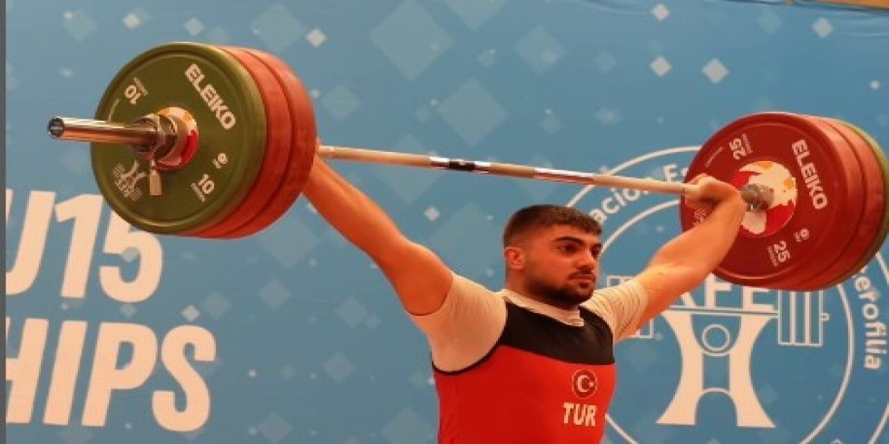 İspanya’nın Madrid kentinde düzenlenen Yıldızlar U15 Avrupa Halter Şampiyonası’nda Türkiye’yi