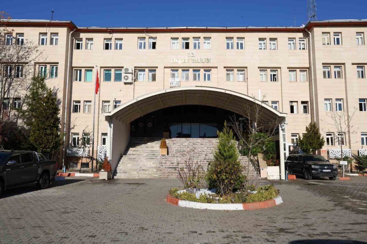 Şırnak Valiliği, ormanlara girişlerin yasaklandığı duyurdu. Şırnak Valiliği, 6831 sayılı