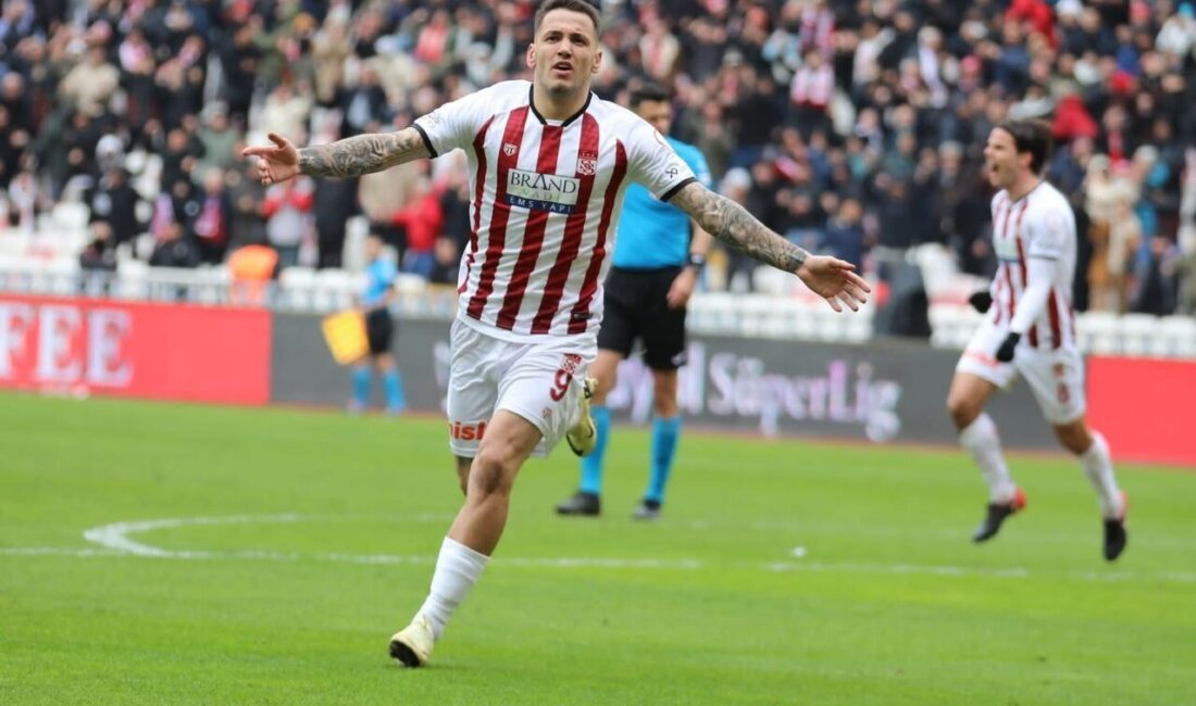 Sivasspor, takımdan ayrılan golcü oyuncu Rey Manaj’a teşekkür etti. Sivasspor