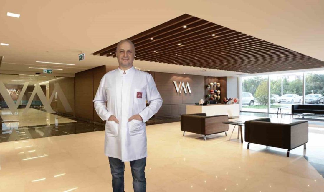 Ortopedi ve Travmatoloji Uzmanı Prof. Dr. Mehmet Nuri Erdem, skolyozun