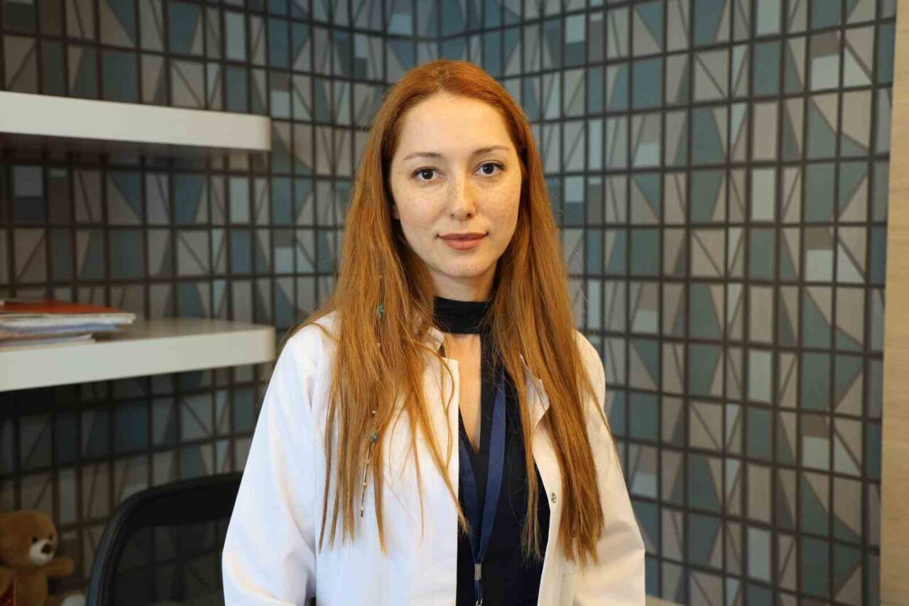 Sosyal medyanın etkisi ve akran zorbalığıyla estetik kaygısının ergenlik çağlarına