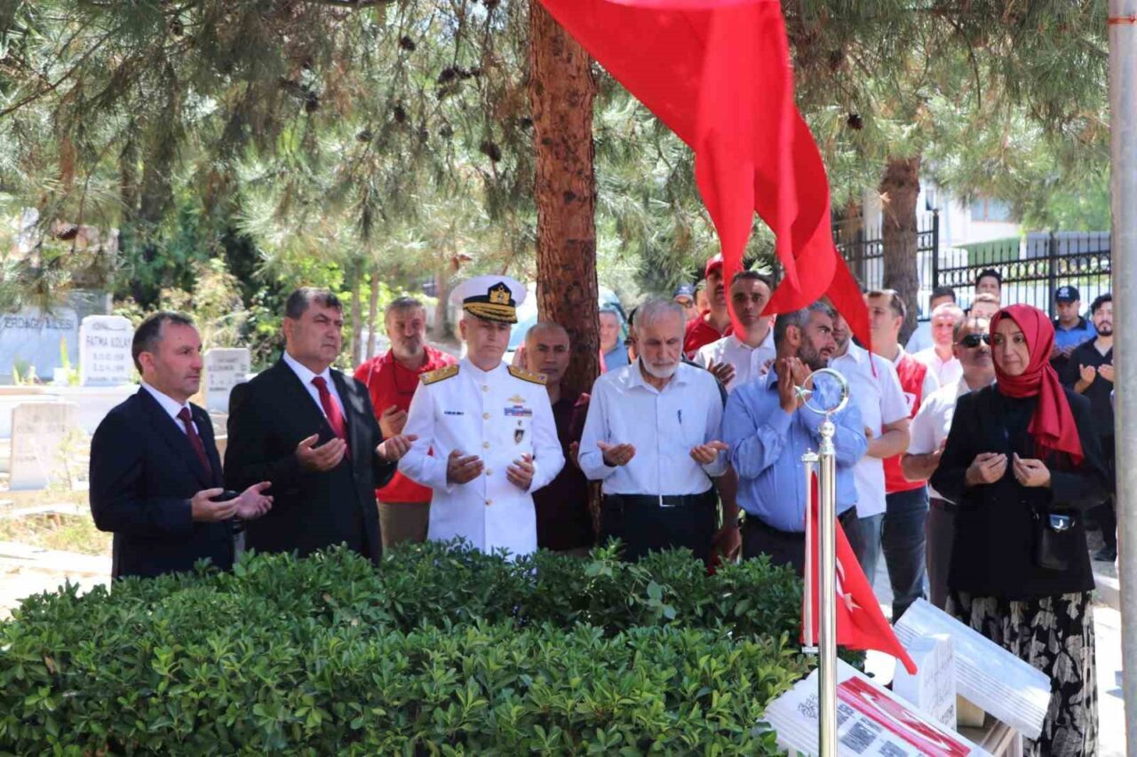 15 Temmuz Demokrasi ve Milli Birlik Günü kapsamında Sultanbeyli’de düzenlenen
