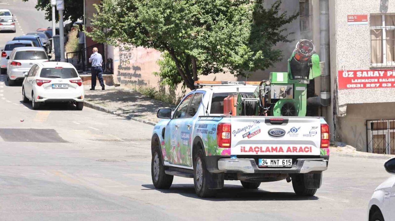 İlçe sakinlerinin rahat bir yaz geçirmesi için yoğun bir çalışma