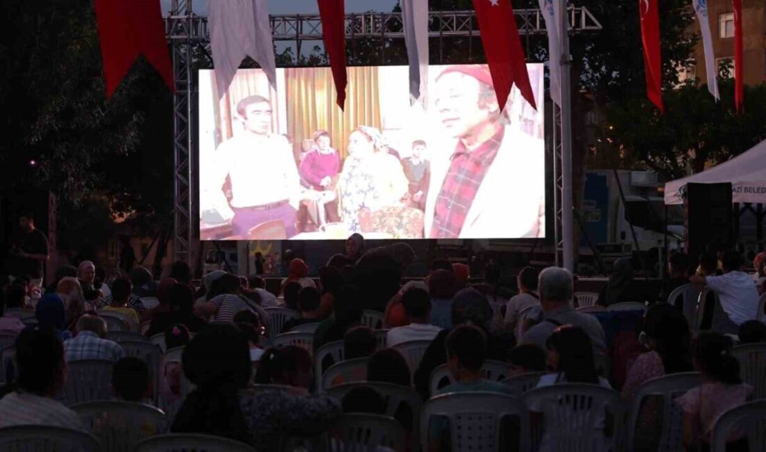 Sultangazi’de Yıldızlı Geceler etkinlikleri başladı. Her Cuma ve Cumartesi farklı