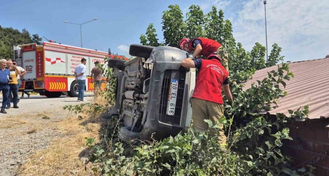 Balıkesir-Bursa kara yolu Susurluk Buzağılık mevkiinde meydana gelen çift taraflı