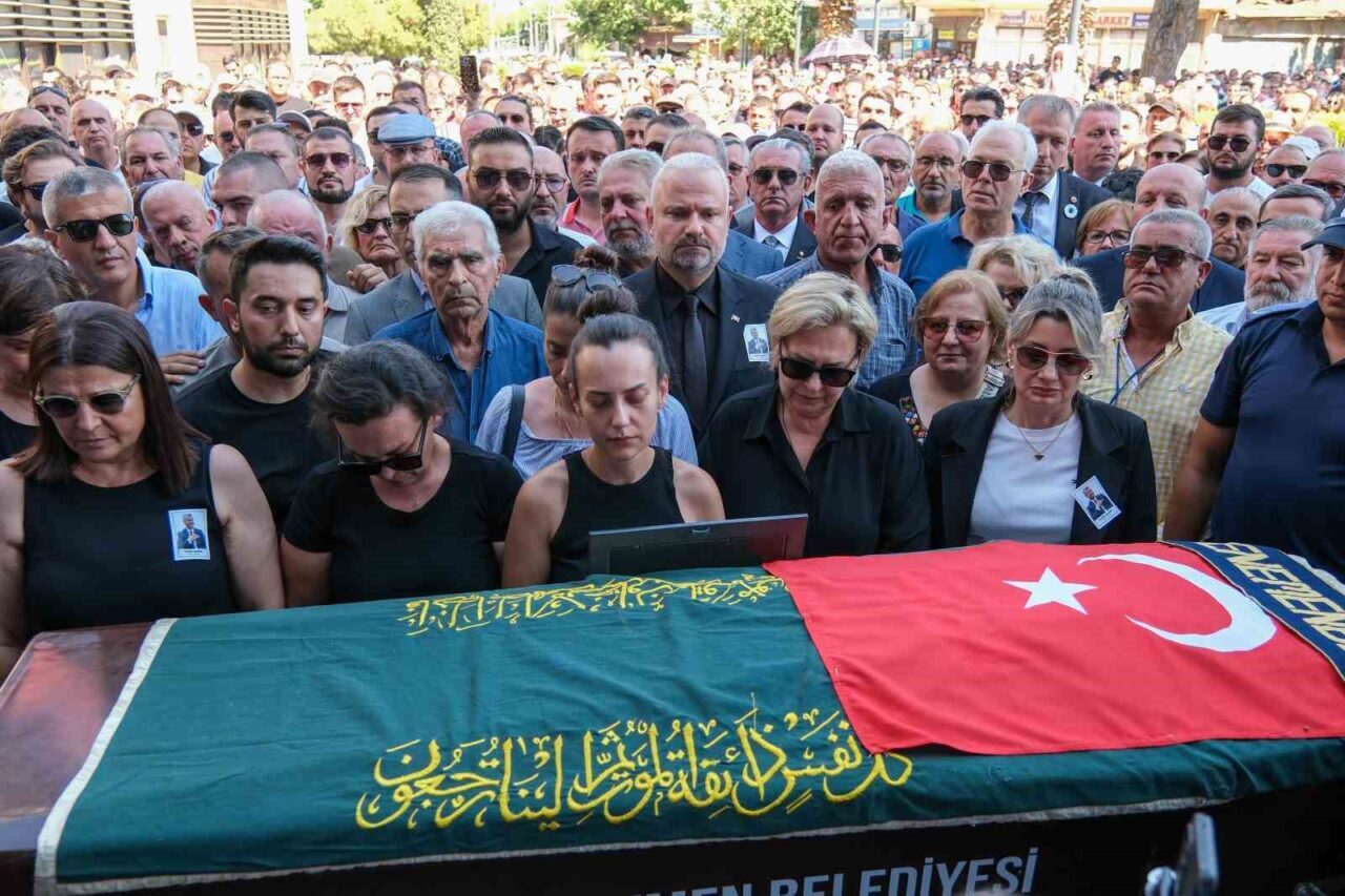 Kalp krizi sonucu hayatını kaybeden önceki dönem Menemen Belediye Başkanı