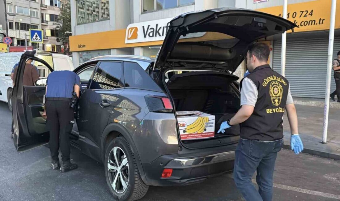 İstanbul Emniyet Müdürlüğü tarafından il genelinde helikopter destekli ’Huzur İstanbul’