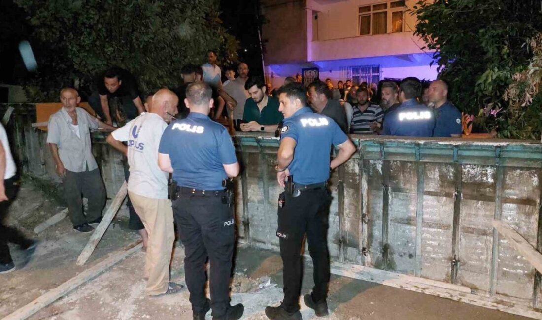 Samsun’da bir kişi yeni satın aldığı arsadan geçen yolu tapulu