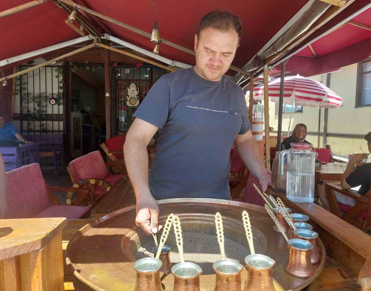 Eskişehir’deki turist yoğunluğunun azalmasından dolayı ekonomik zorluk yaşayan bazı Odunpazarı