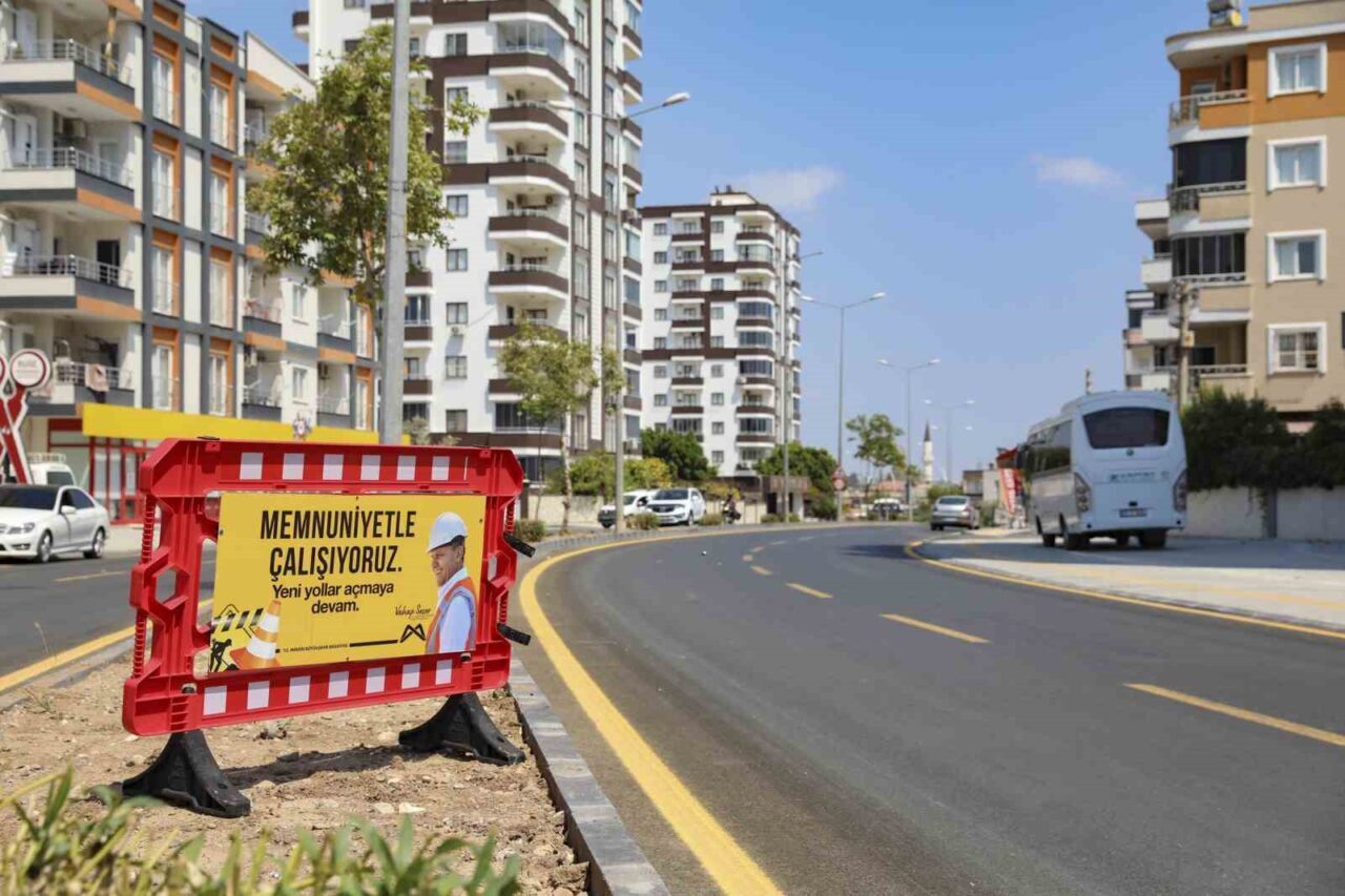 Mersin’in Tarsus ilçesinde bulunan Yavuz Sultan Selim Caddesi’nde 500 metrelik