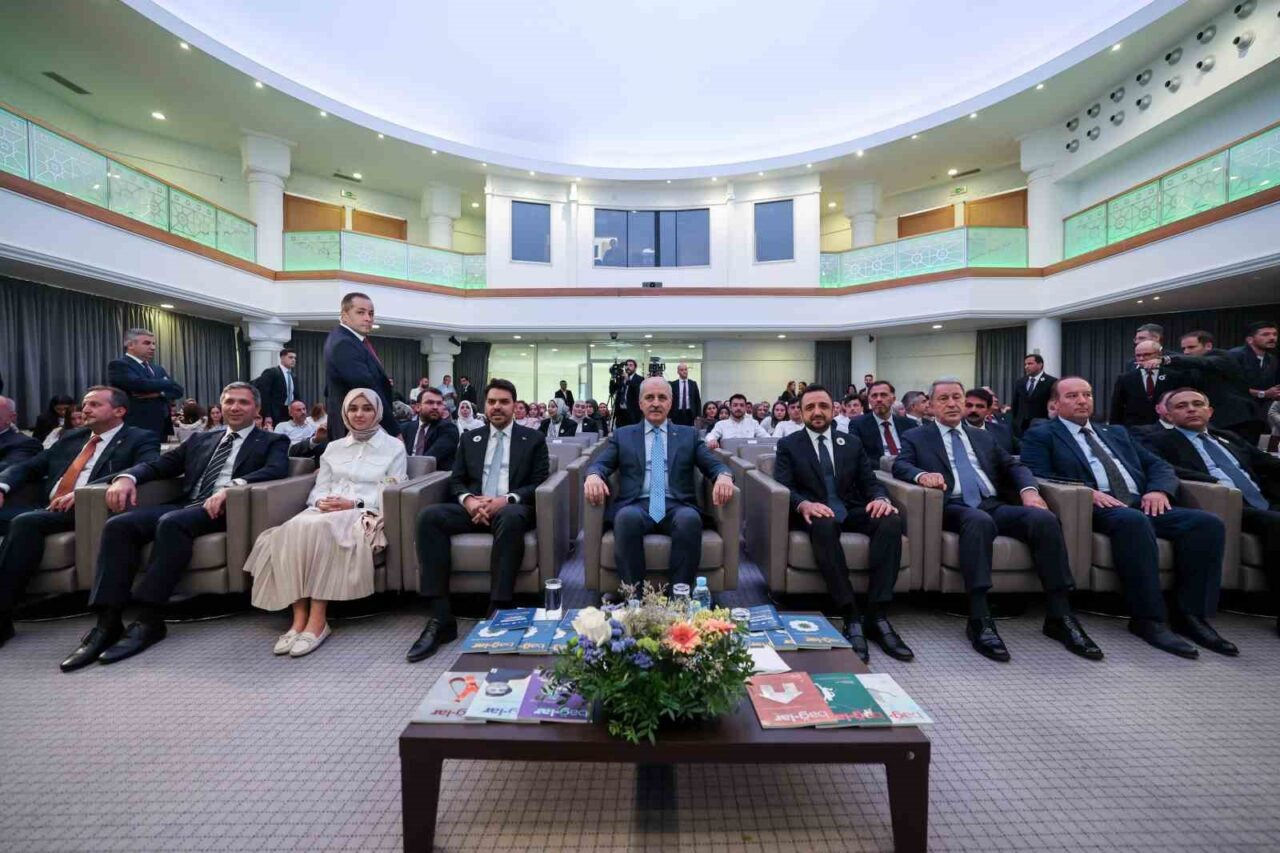 Türkiye Büyük Millet Meclisi (TBMM) Başkanı Numan Kurtulmuş, “Srebrenitsa’nın bir