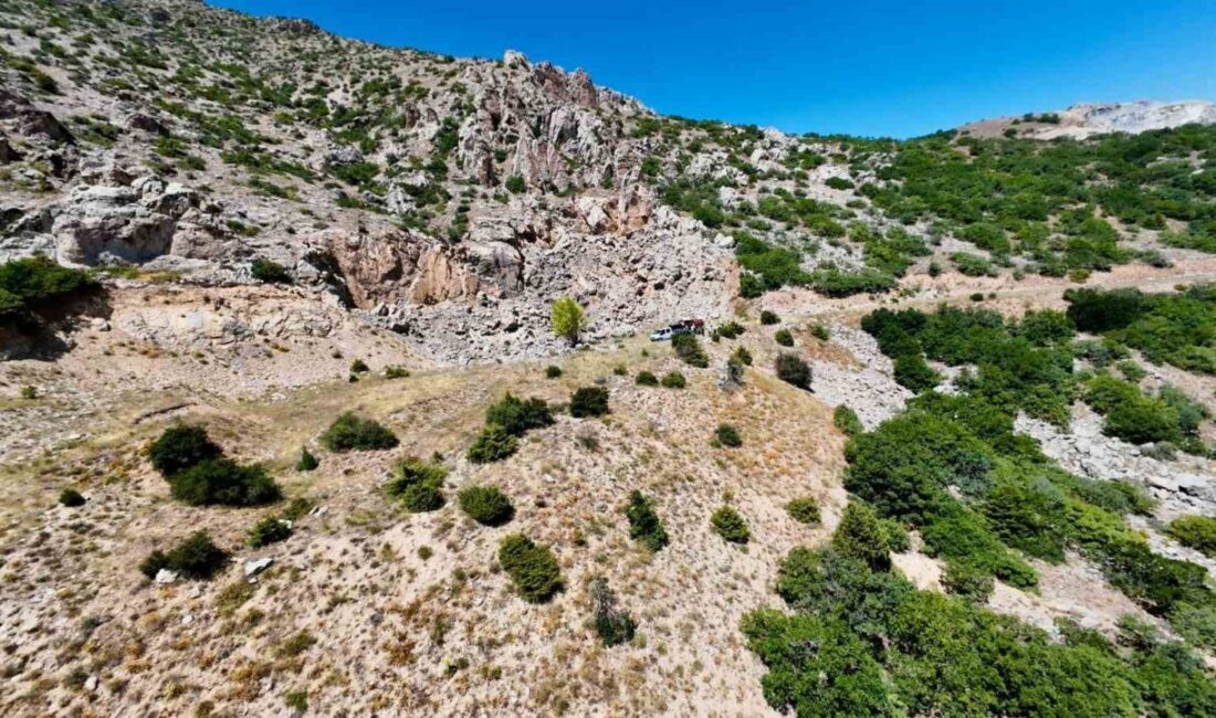Sivas Belediyesi, yıllardır atıl durumda bekleyen Tecer Dağı Taş Ocağı’nı