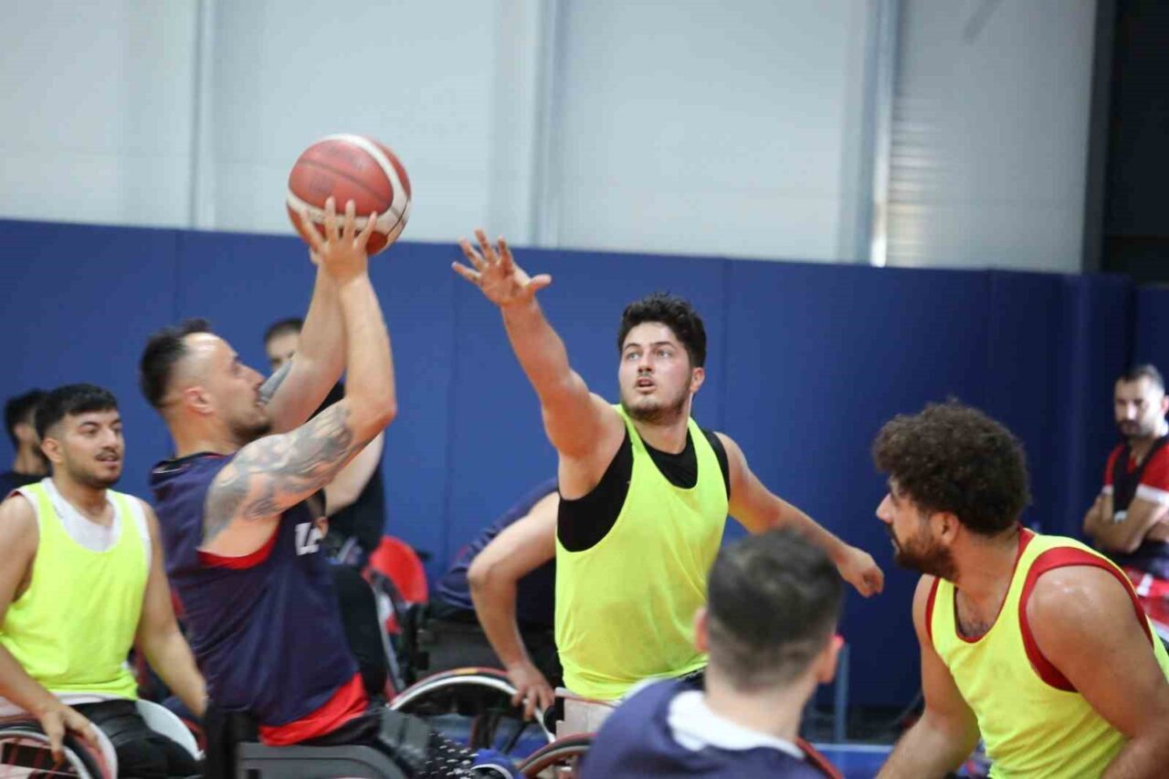 Tekerlekli Sandalye Basketbol A Milli Takımı’nın Yalova’da gerçekleştirdiği seçme kampı