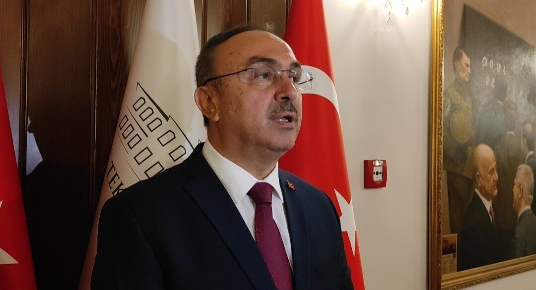 Tekirdağ’ın Şarköy ilçesine bağlı Kocaali mevkiinde çıkan orman yangınına ilişkin