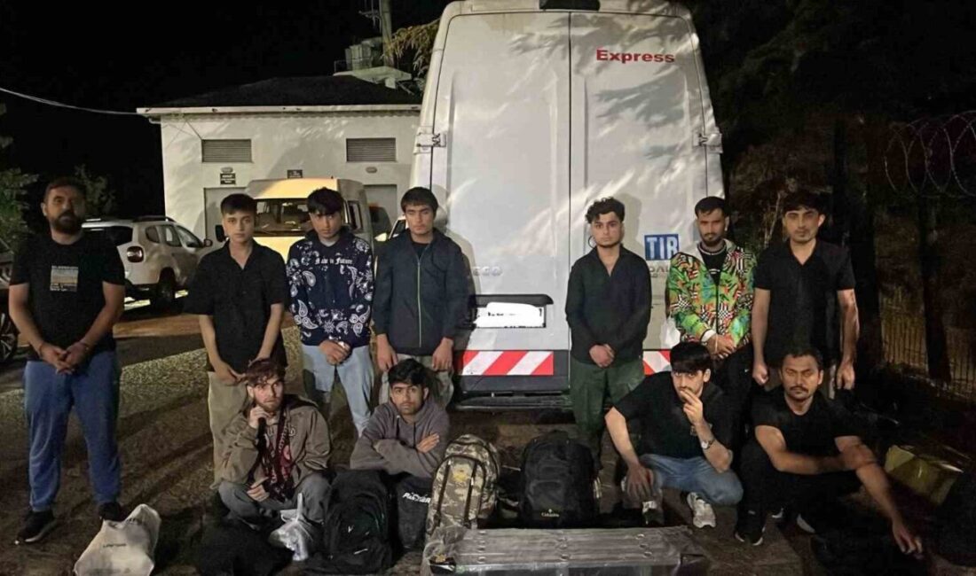 Tekirdağ’ın Ergene ilçesinde jandarma ekiplerince düzenlenen yol kontrol uygulamasında 11