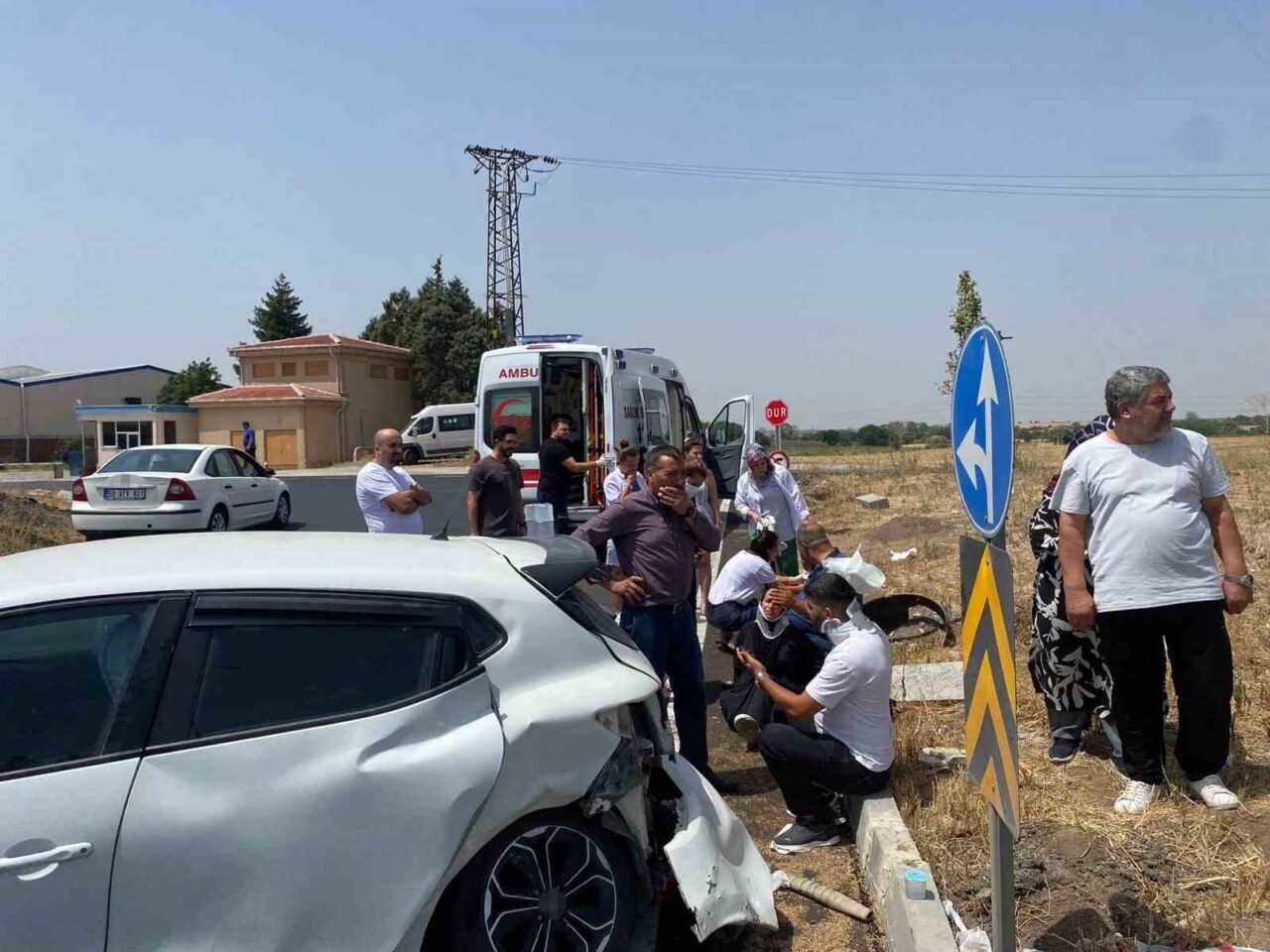 Tekirdağ’ın Muratlı ilçesinde meydana gelen trafik kazasında 2’si çocuk toplam