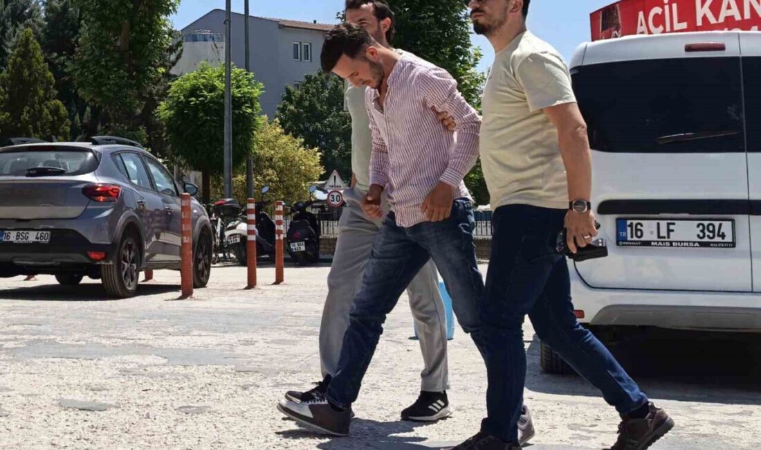 Bursa’nın İnegöl ilçesinde bir kişi, telefonda tartıştığı ardından buluştuğu şahsı