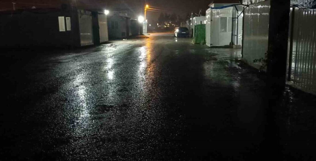 Adıyaman’ın Gölbaşı ilçesinde, Temmuz ayında gerçekleşen yağmur yağışı şaşırttı. Hava