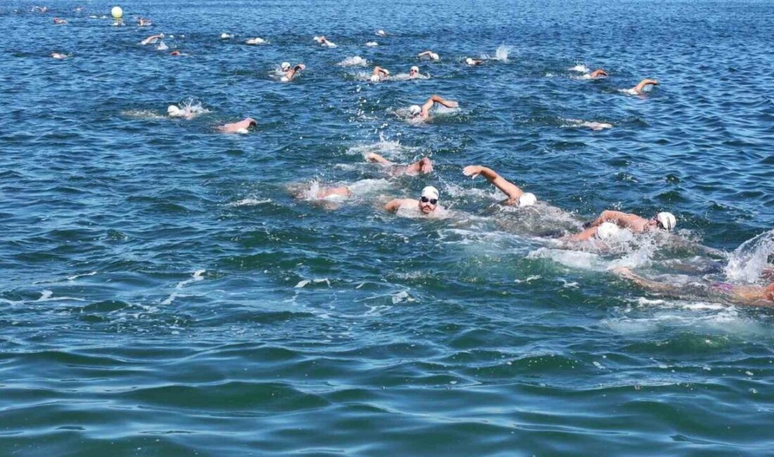 Samsun’un Terme ilçesinde, Açık Su Yüzme Yarışması düzenlendi. Belediye Başkanı