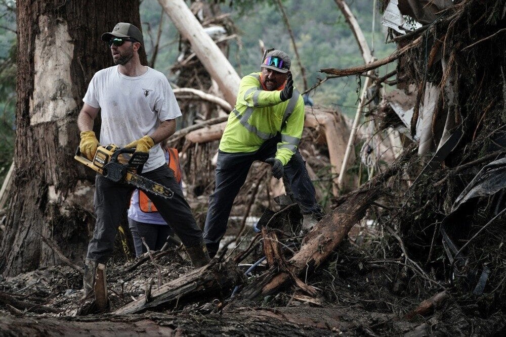 ABD’nin Texas eyaletinde yaşanan sel felaketinde hayatını kaybedenlerin sayısının 104’e
