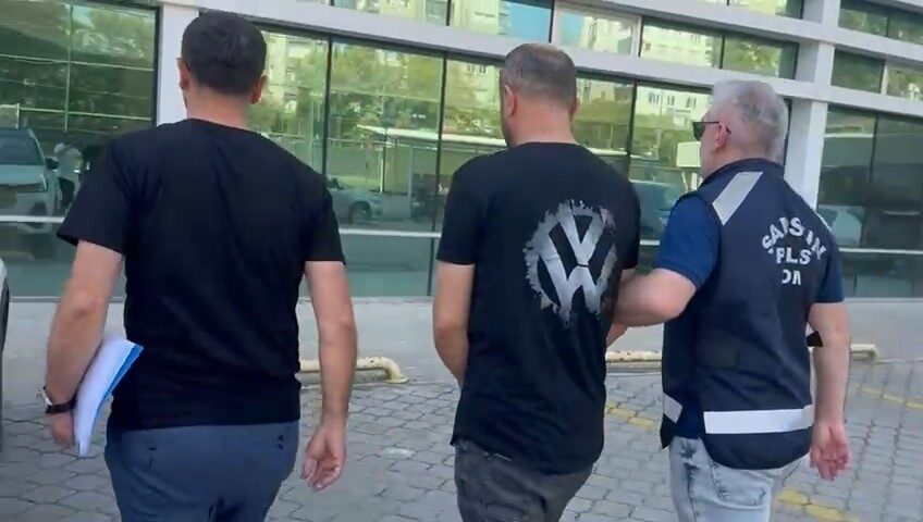 Samsun’da tıbbi alet atölyesi görünümündeki işyerine operasyon düzenleyen polis, kaçak