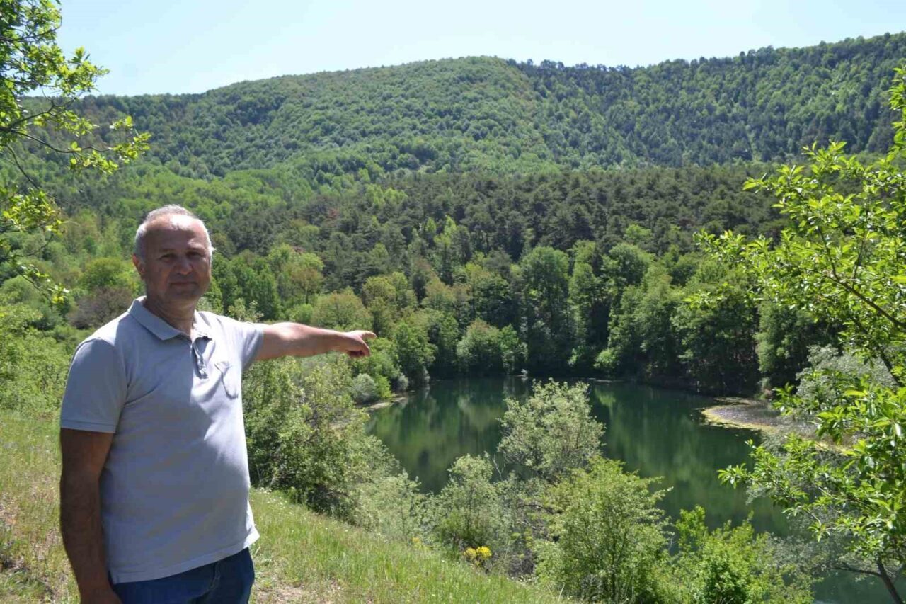 Tokat’ın Reşadiye ilçesi Gündoğdu mahallesindeki 200 yıllık doğal Dipsiz Gölet,