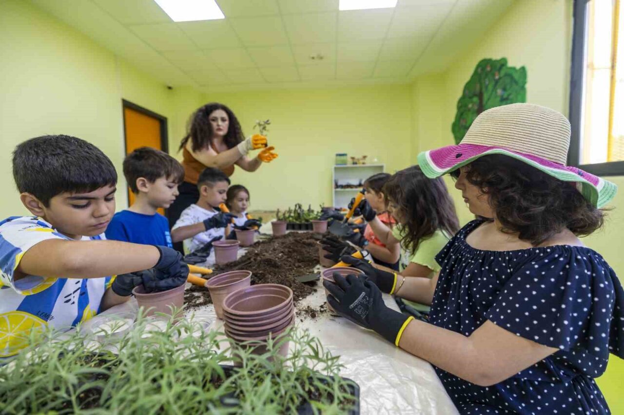 Mersin Büyükşehir Belediyesi tarafından Toroslar ilçesinde hayata geçirilen ’Toroslar Çocuk