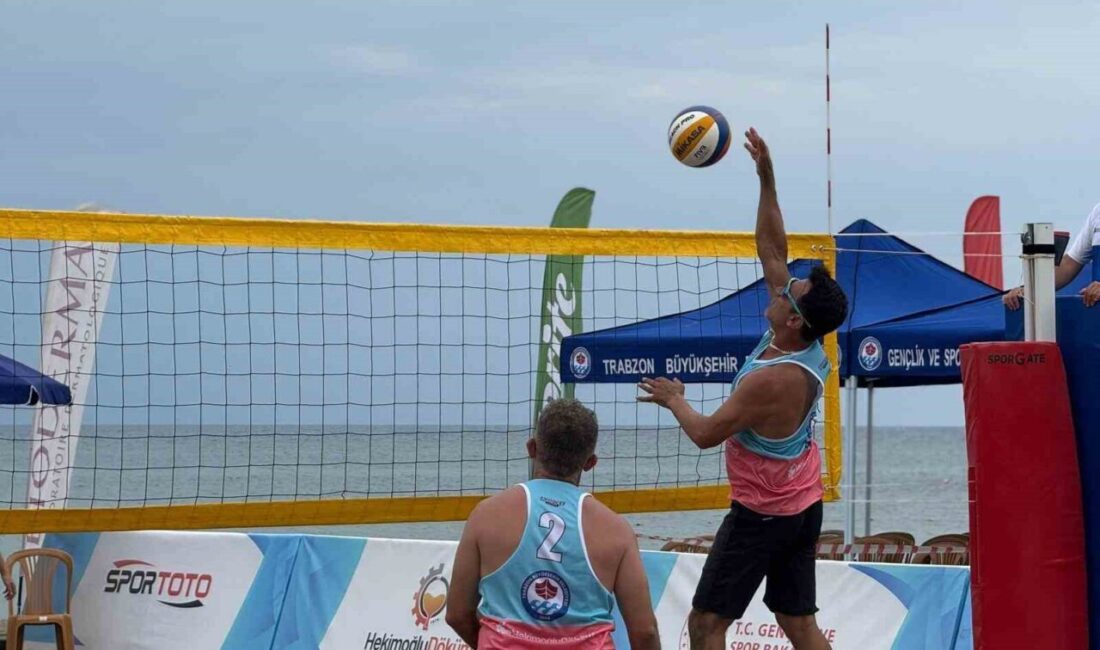 Trabzon Büyükşehir Belediyesi’nin düzenlediği Uluslararası Biodermo Pro Beach Tour Voleybol