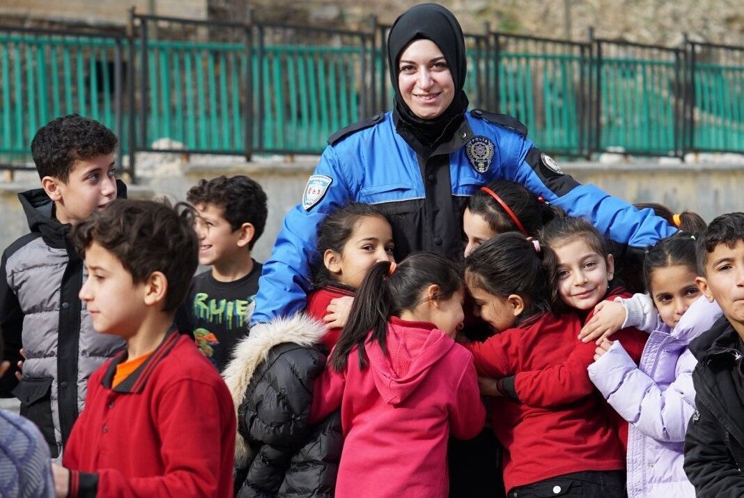 Hakkari Emniyet Müdürlüğü Toplum Destekli Polislik Şube Müdürlüğünde görev yapan