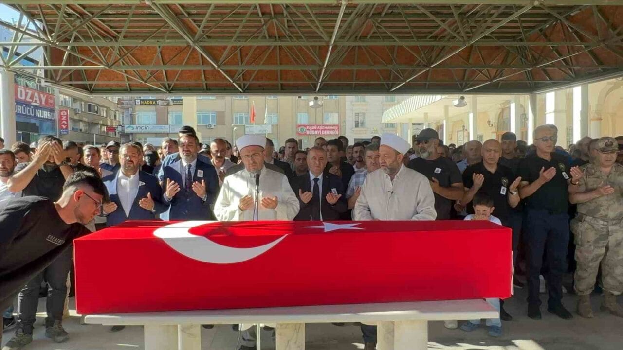 Geçirdiği trafik kazası sonucu ağır yaralanan ve hastanede yapılan tüm