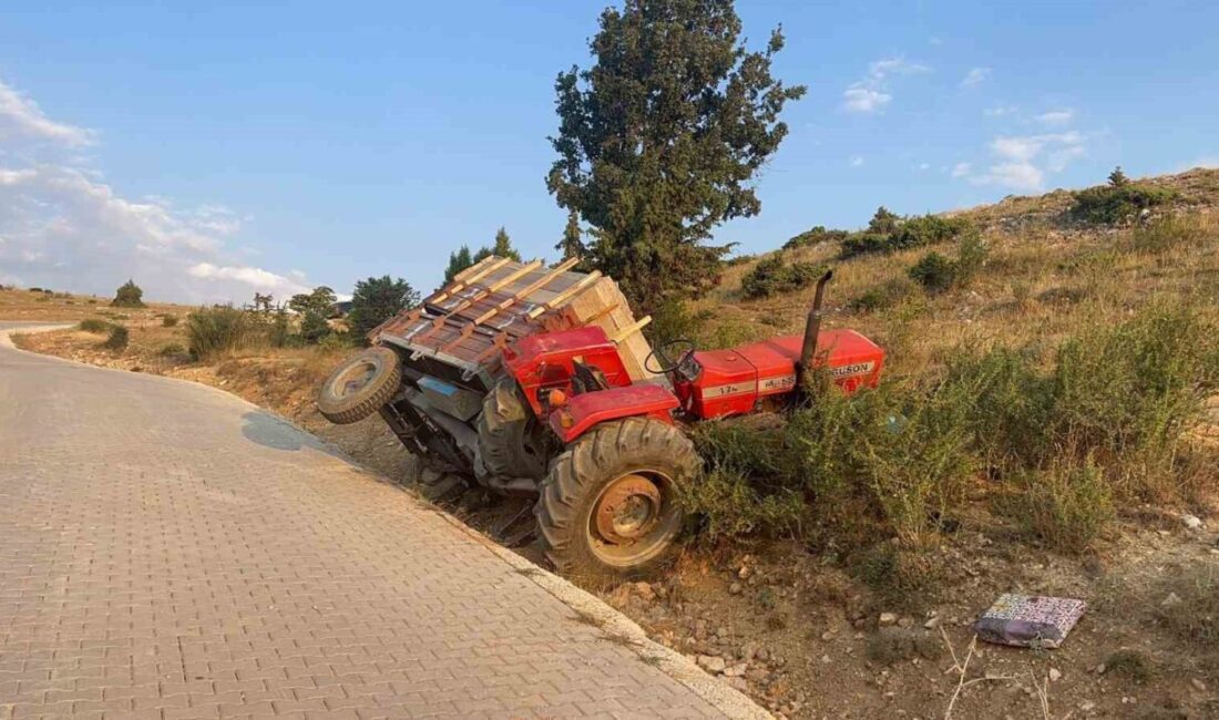 Çorum’da mahsul yüklü traktörün devrilmesi sonucu ağır yaralanan sürücü, kaldırıldığı