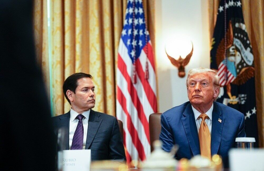 ABD Başkanı Donald Trump Beyaz Saray’da gerçekleştirilen kabine toplantısında yaptığı