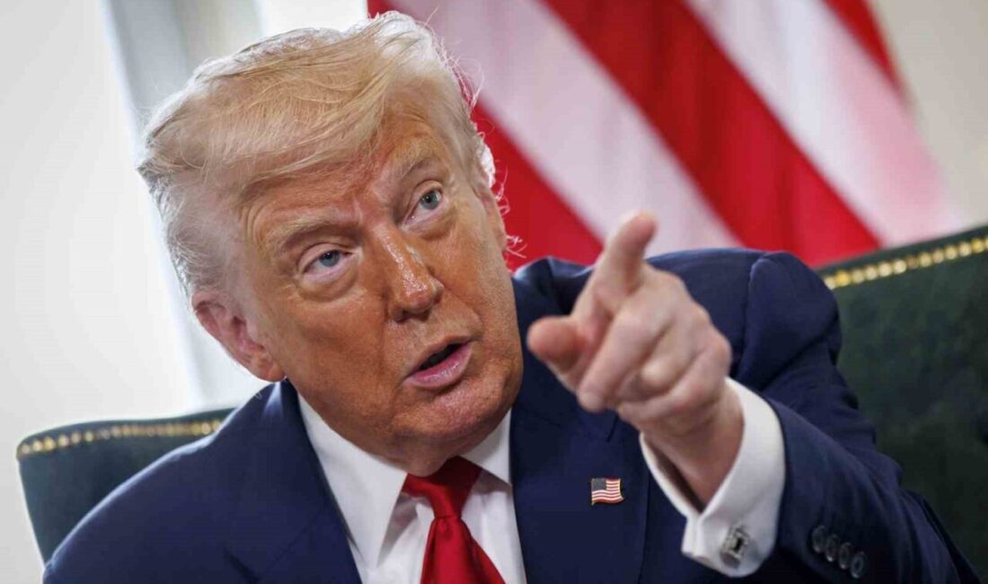 ABD Başkanı Donald Trump, İskoçya dönüşü uçakta basın mensuplarının Rusya’ya