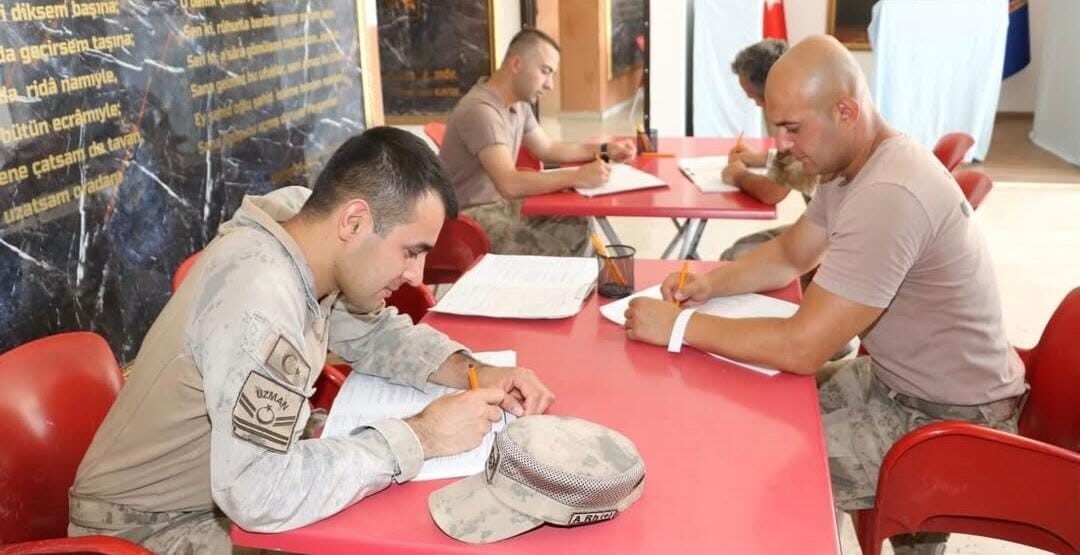 Tunceli’de, jandarma, Kızılay’ın kan bağışı kampanyasına destek oldu. Tunceli İl